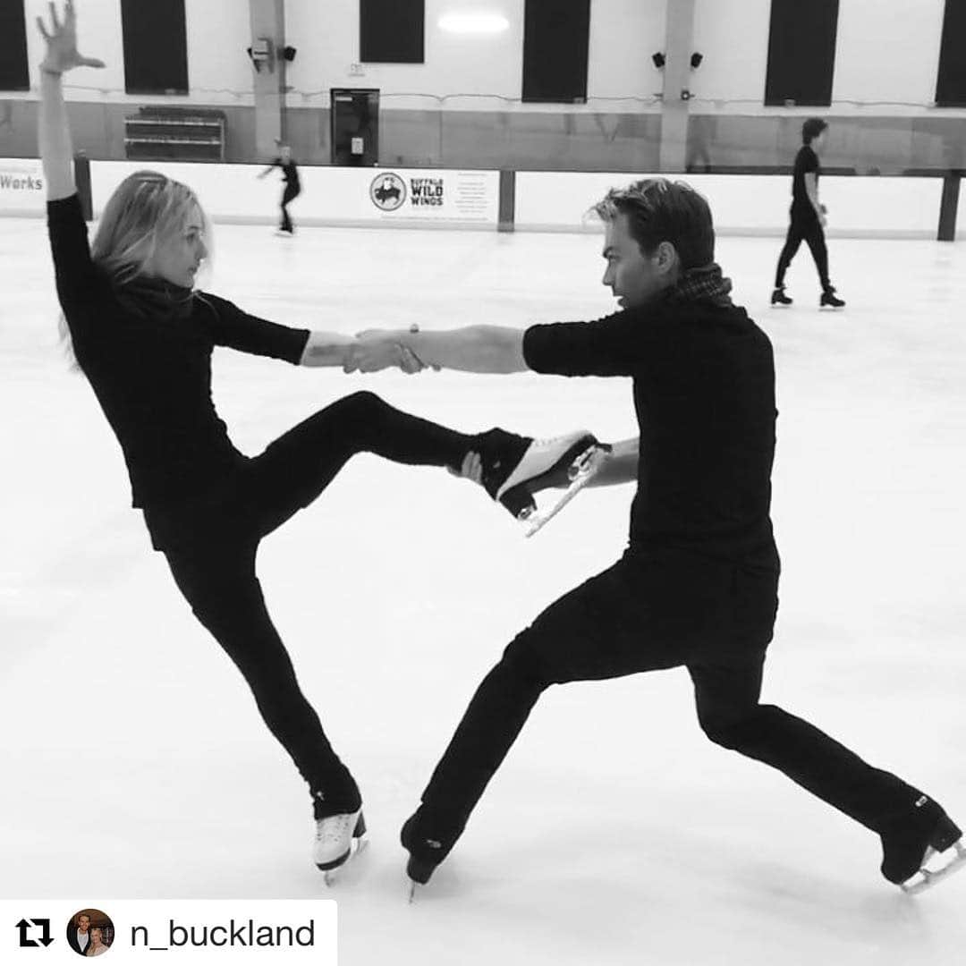 のインスタグラム：「Strike a pose!! #pyeongchang2018 #pathtopyeongchang #olympics #athlete #girlswholift #strongnotskinny #icedance #lovemyjob #yoyoma #thesilkroad」