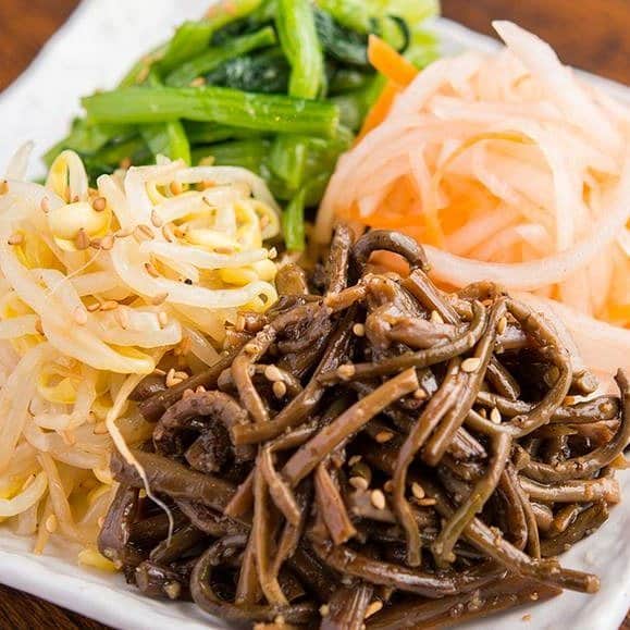 坂の途中のインスタグラム：「食べ飲み放題焼肉『坂の途中』 六本木交差点前、駅徒歩１分♪ https://tabelog.com/tokyo/A1307/A130701/13050453/ ------------------------------------------------ ◆1番人気の「イケイケコース」 全35品目からの食べ放題！+全30品からの飲み放題！上質肉を4,480円にて大放出します！ 半個室なのでデートや接待などのお食事にもぜひ★ 【ご宴会・女子会に最適な食べ放題、飲み放題】 ご予約受付中です(*^^*)！ ------------------------------------------------ #東京 #六本木 #焼肉 #焼き肉 #焼肉屋 #宴会 #歓送迎会 #女子会 #食べ放題 #飲み放題 #溜池山王 #麻布十番 #黒毛和牛#ホルモン #坂の途中 #個室 #デート #おいしい #六本木ヒルズ #やきにく #ランチ #美味しい #深夜営業 #合コン #港区 #お酒 #居酒屋 #yakiniku #roppongi #tokyo」