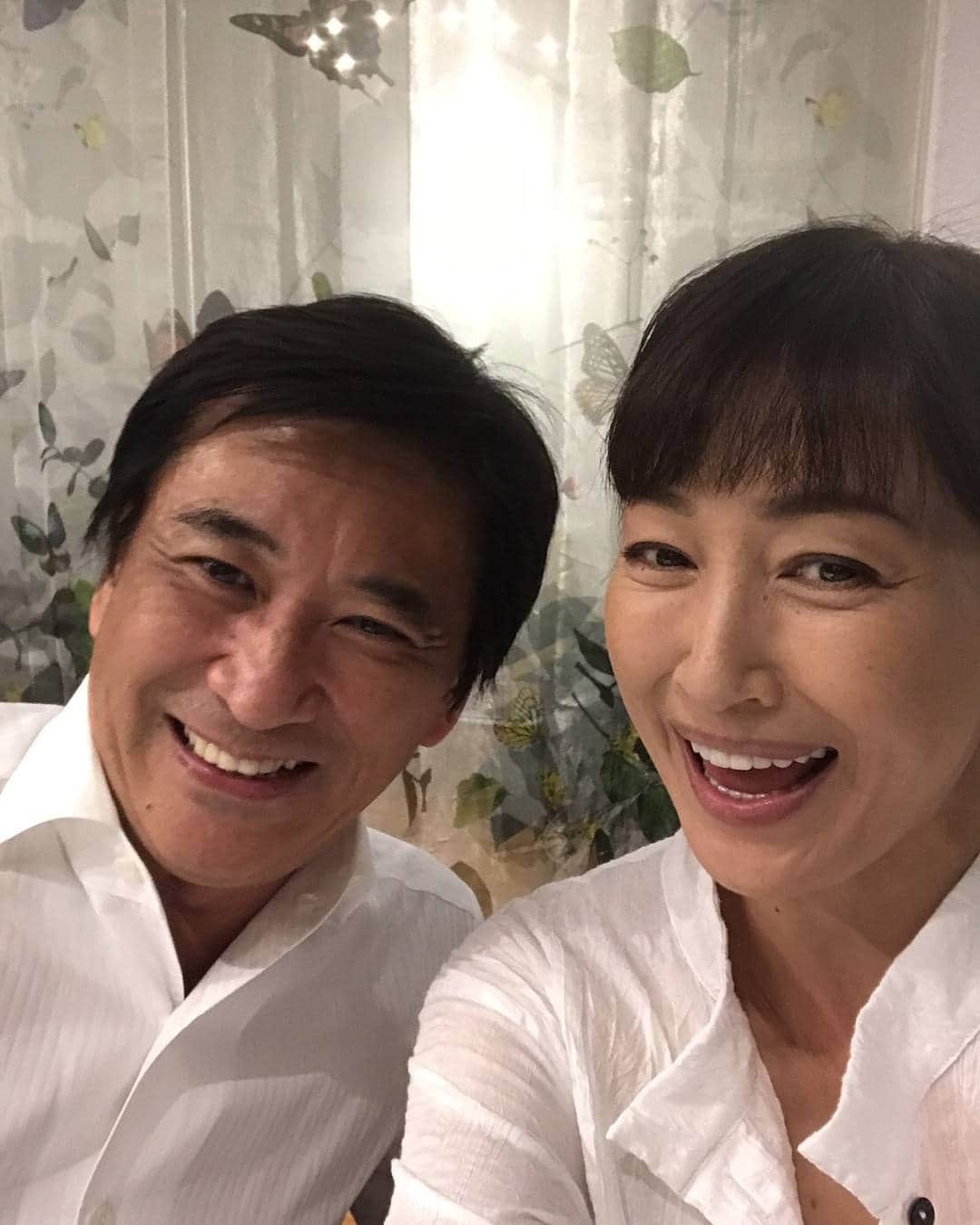 藤岡幸夫のインスタグラム：「大阪名物天神祭で高島礼子さんと久しぶりの再会。礼子さんの誕生日でした。美しさは勿論ですが、礼子さんの飾らないお人柄がとっても素敵です。」