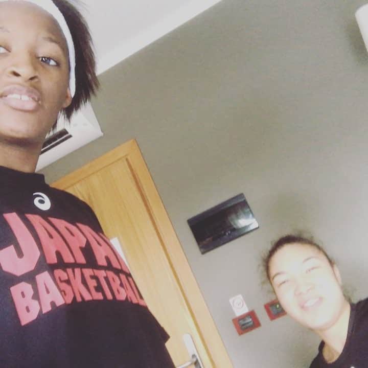 馬瓜ステファニーのインスタグラム：「#U19日本代表🇯🇵 #本日、日本時間20:30より #youtubeにて #ライブ配信🎌 . . . . #パスタはもうお腹いっぱいです笑 #😅」
