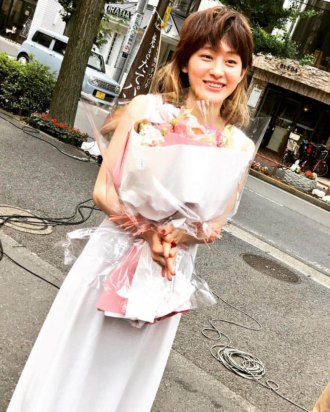 TBS「わにとかげぎす」のインスタグラム：「コムアイ生誕祭。 #ハッピーバースデー #25歳 #四半世紀 #誕生花はエンレイソウ #花言葉はおくゆかしい人 #ちなみにメンデルの法則のメンデルさんと同じ誕生日 #おめでとうございます #コムアイ #水曜日のカンパネラ #水曜日のわにとかげ #わにとかげぎす #tbs」