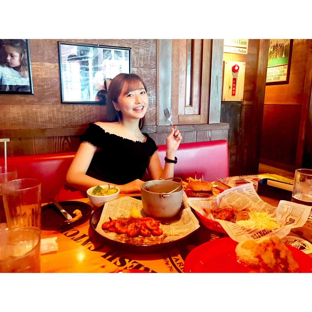西村笑花さんのインスタグラム写真 - (西村笑花Instagram)「🍤 ・ ・ 😋😋🍴🍤🍔🍖 #happyholidays #holiday #bubbagump #bubbagumpshrimp #shrimp #yum #happygirl #🍤 #🦐」7月22日 21時23分 - emika_nishimura