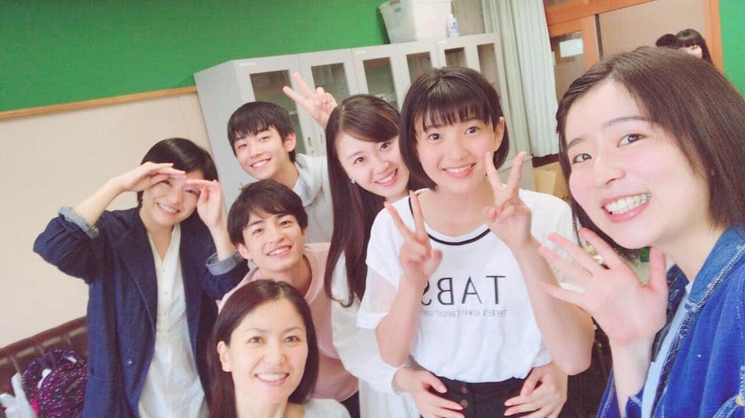 狩野健斗のインスタグラム：「📸 ついに本日放送です。 .  春奈の母を演じた川本亜貴代さん。 そして敬太の母を演じた照喜名円さん。と一緒に。 .  スバルTVCM "Your story with" シリーズ 新作TVCM〜灯台編〜を原作に放送されるスペシャルドラマ 『Lighthouse』 .  7月23日 23時〜 BS日テレにて。 .  #subaru #subaruxv  #movie #offshot  #Lighthouse」