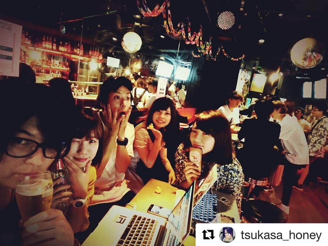 椎名あずさのインスタグラム：「栄MiRAi🍻なごやの大好きな人達🌟 #Repost @tsukasa_honey (@get_repost) ・・・ パーテー」