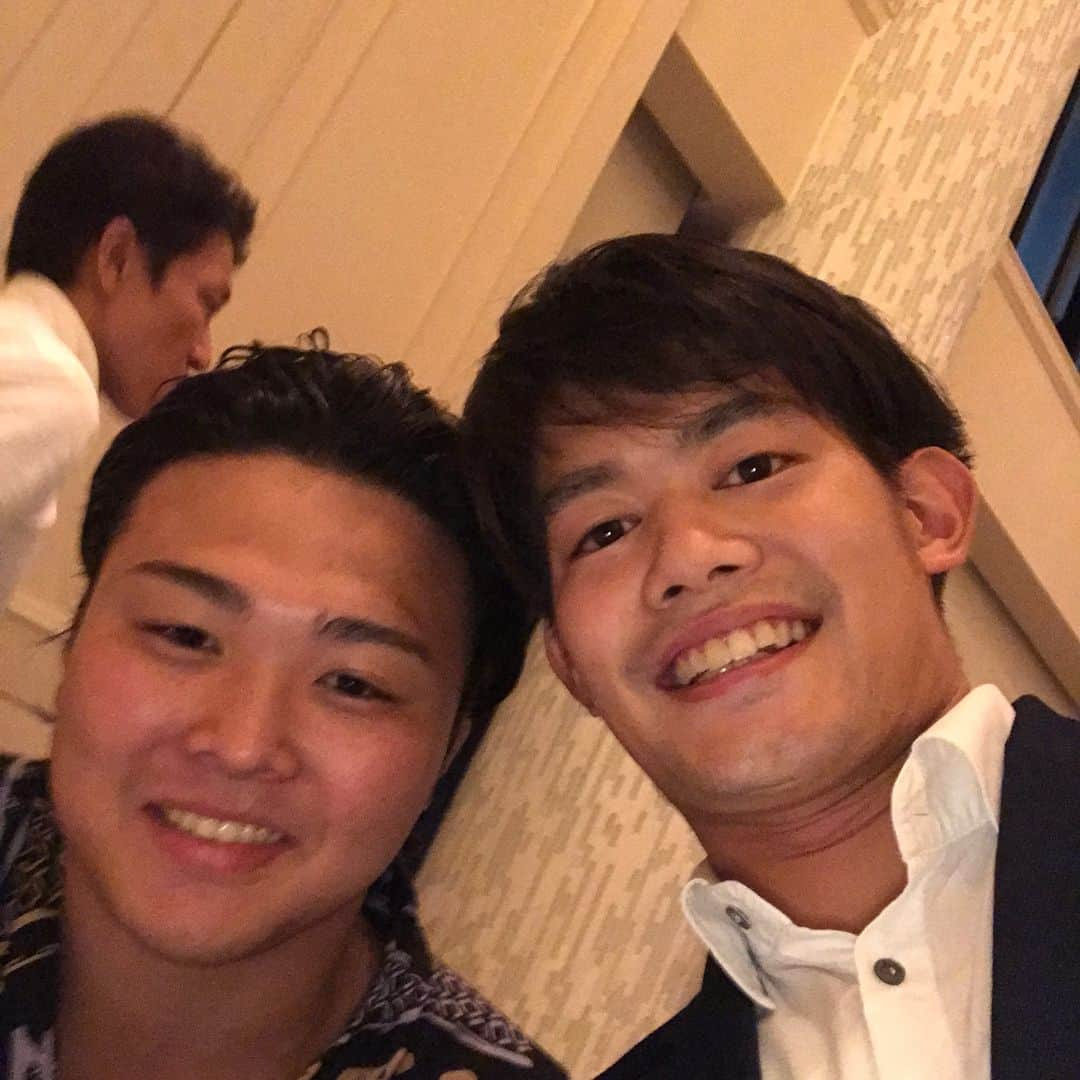 小塚崇彦さんのインスタグラム写真 - (小塚崇彦Instagram)「名古屋場所  #お疲れ様でした #炎鵬さん #7勝0敗 #おめでとうございます #白鵬さん #1050勝 #39勝 #おめでとうございます」7月23日 22時03分 - takakozuka