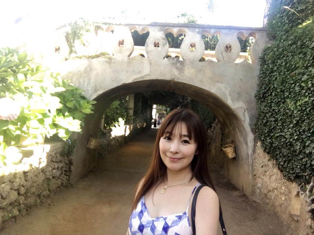 名波はるかさんのインスタグラム写真 - (名波はるかInstagram)「#ravello #villacimbrone #amalfi #amalficoast #amalfitana #italy #beautifulplace #japanesegirl #traveler #sky #海外転々 #ravello #nhcollection #nhcollectionhotels #beautifulplace #traveler #italy #amalfi #amalfitana #amalficoast #pool #traveler #bikinimodel #japanesegirl #海外転々  #nhcollectionamalfi」7月23日 15時59分 - nanamiharukatraveler