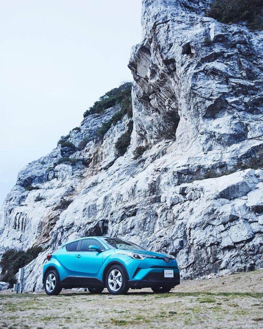 TOYOTAさんのインスタグラム写真 - (TOYOTAInstagram)「GRAND TOURING - Wakayama - #トヨタ #toyota #トヨタグラム #CHR #和歌山 #白崎海洋公園 #日本の渚百景 #平成百景 #キャンプ場 #ドライブ #🚗」7月23日 18時01分 - toyota_jp