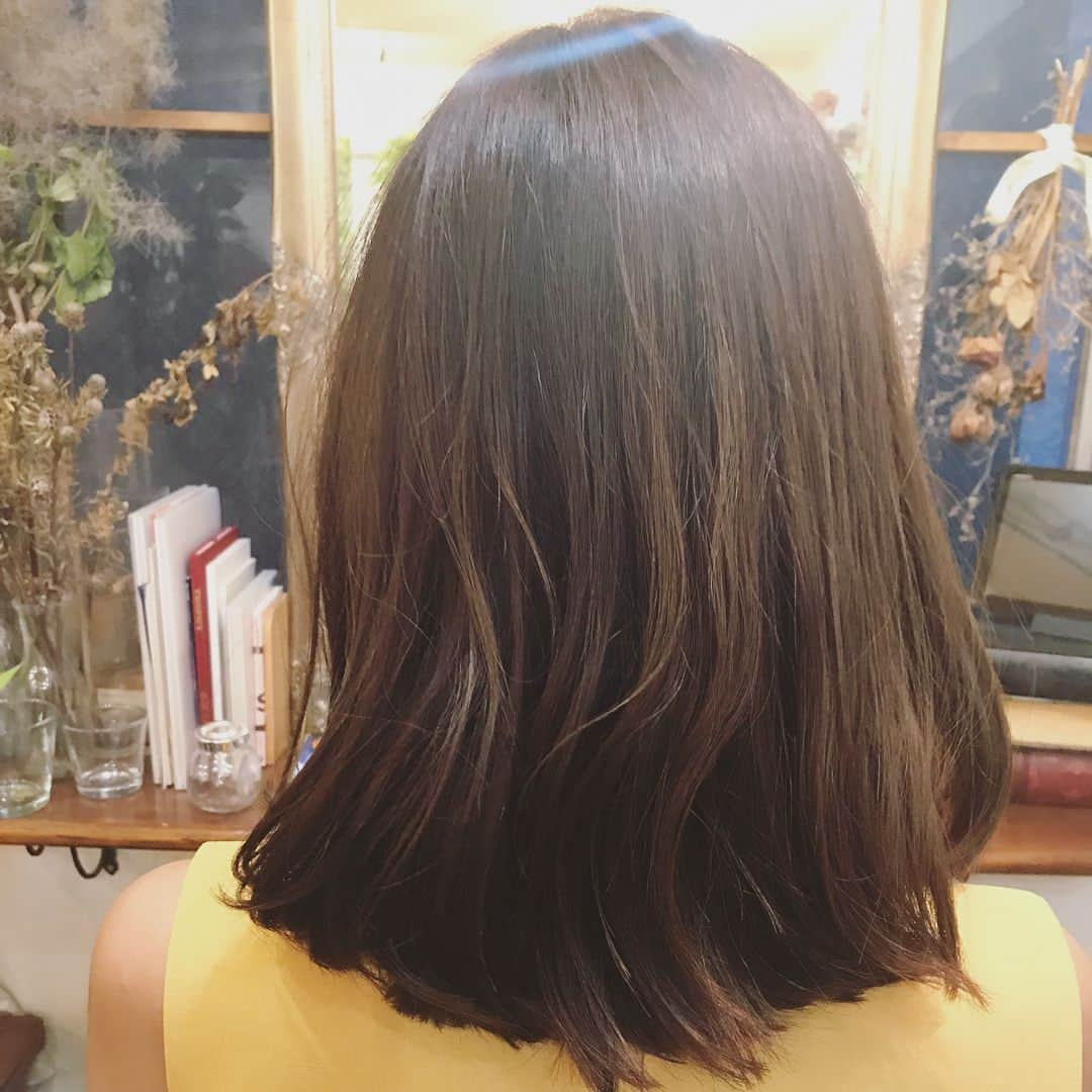 鈴原あいみさんのインスタグラム写真 - (鈴原あいみInstagram)「突然の20センチカット💇❤️ I had 20cm of my hair cut ➰🙌 #haircut #tokyo #orange #waniさん #myfavorite #mediumlengthhair #hairsalon」7月23日 20時12分 - aaa___130