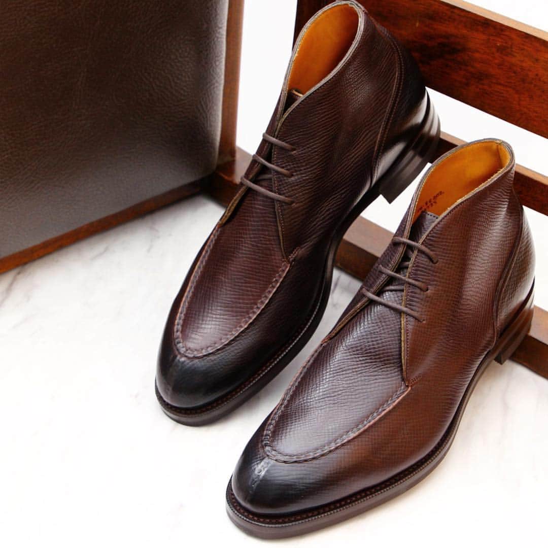 ストラスブルゴさんのインスタグラム写真 - (ストラスブルゴInstagram)「EDWARD GREEN "Halifax" last 202.  #STRASBURGO #strasburgolife #strasburgomens #edwardgreen #halifax #shoes #mensshoes #craftsmanship #fashion #fashionable #fashionlover #lifestyle #luxurylife #instashoes #instafashion #ストラスブルゴ #エドワードグリーン #紳士靴 #ファッション」7月24日 16時27分 - strasburgo_mens_official