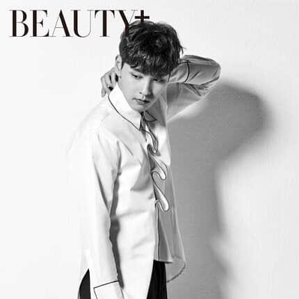 チェ・テジュンさんのインスタグラム写真 - (チェ・テジュンInstagram)「Beauty+8월호!!!!🙈」7月24日 18時26分 - actorctj
