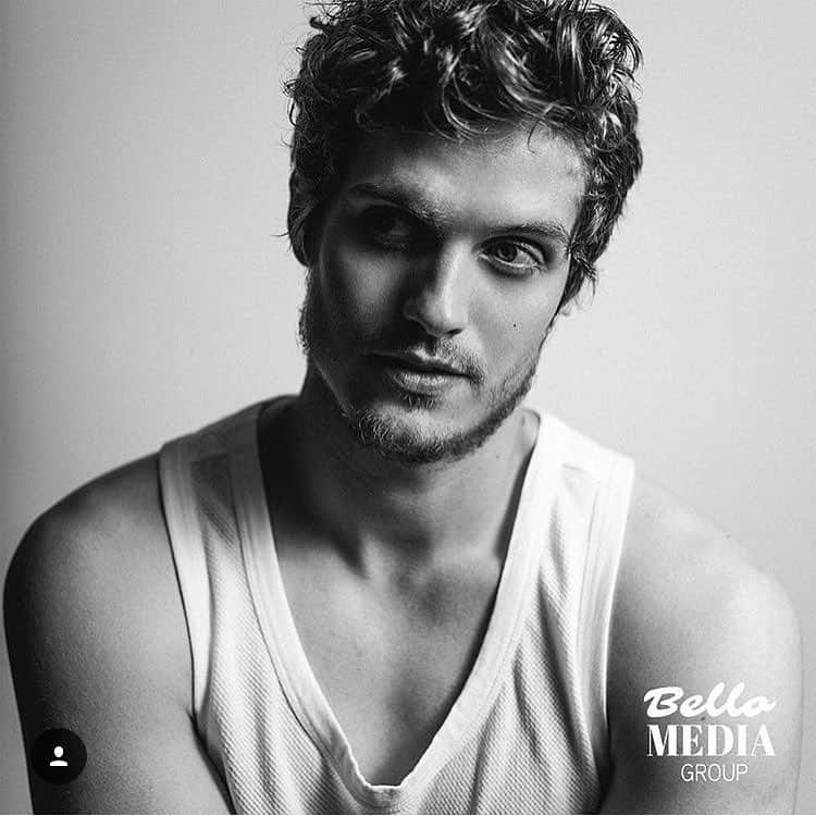 ダニエル・シャーマンのインスタグラム：「Another . Go get the whole thing from @bellomag」