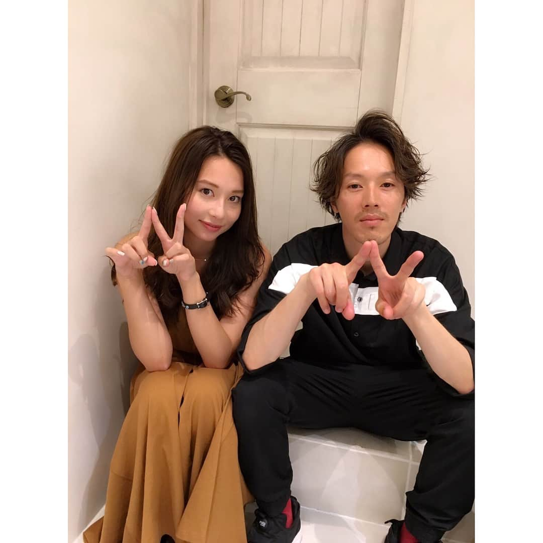 丹羽仁希さんのインスタグラム写真 - (丹羽仁希Instagram)「hawaii前に #zacc でメンテナンス！ 色抜けするからいつもよりアッシュ強めに！ . @yuasa_seigo さんがNikiのNポーズ考えてくれました〜🤗💓 どう？はやる？笑 . #haircolor #hairstyle」7月1日 20時17分 - __niki22