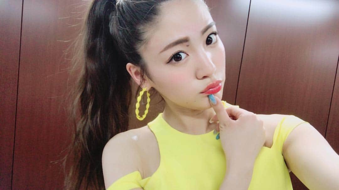 志田友美（ゆうみん）のインスタグラム：「山梨live💃✨ 蝉が鳴き始めてて夏だと実感😳！沢山汗かいた🐳 今月はいろんな地方飛び回るからみんなよろしくねん🤗❤️ #selfie #hair #live #summer #yamanashi #enjoy #happy  #thankyou #love」