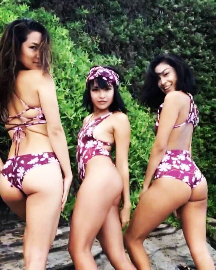 のインスタグラム：「When it's time to #slay @hippiesandhousewives @larsontalenthawaii」