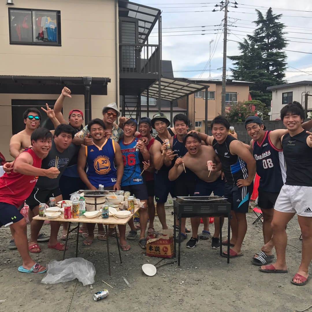 アタアタ・モエアキオラのインスタグラム：「Day OFF 🍖🍗 最高でした。皆サンキュー #りゅんじ肉ありがとう #久々の投稿」
