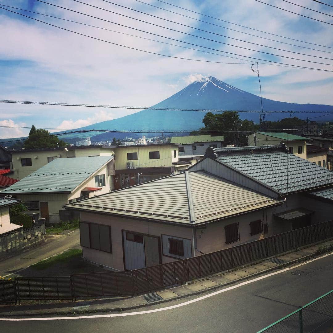 嶋佐 和也さんのインスタグラム写真 - (嶋佐 和也Instagram)「山梨の実家に帰ってました 東京帰ります  #富士山 #fuji #fujisan #fujiyama #mtfuji」7月3日 15時41分 - kazuyashimasanewyork