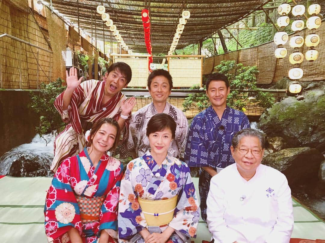 スザンヌさんのインスタグラム写真 - (スザンヌInstagram)「#魔法のレストラン 🎋  今日のは7月19日放送の  村田さんと巡る夏の京都 村田vs宇治原 料理雑学対決！  今日も食べに食べて 料理雑学を勉強して たくさん笑って身体にいい1日だったな🙋  #水野真紀さん #菊乃井村田さん #ロザンさん #河田アナ #みんなで浴衣着て #京都散策 #楽しかったなぁ  #さっ帰ろ」7月3日 19時40分 - suzanneeee1028