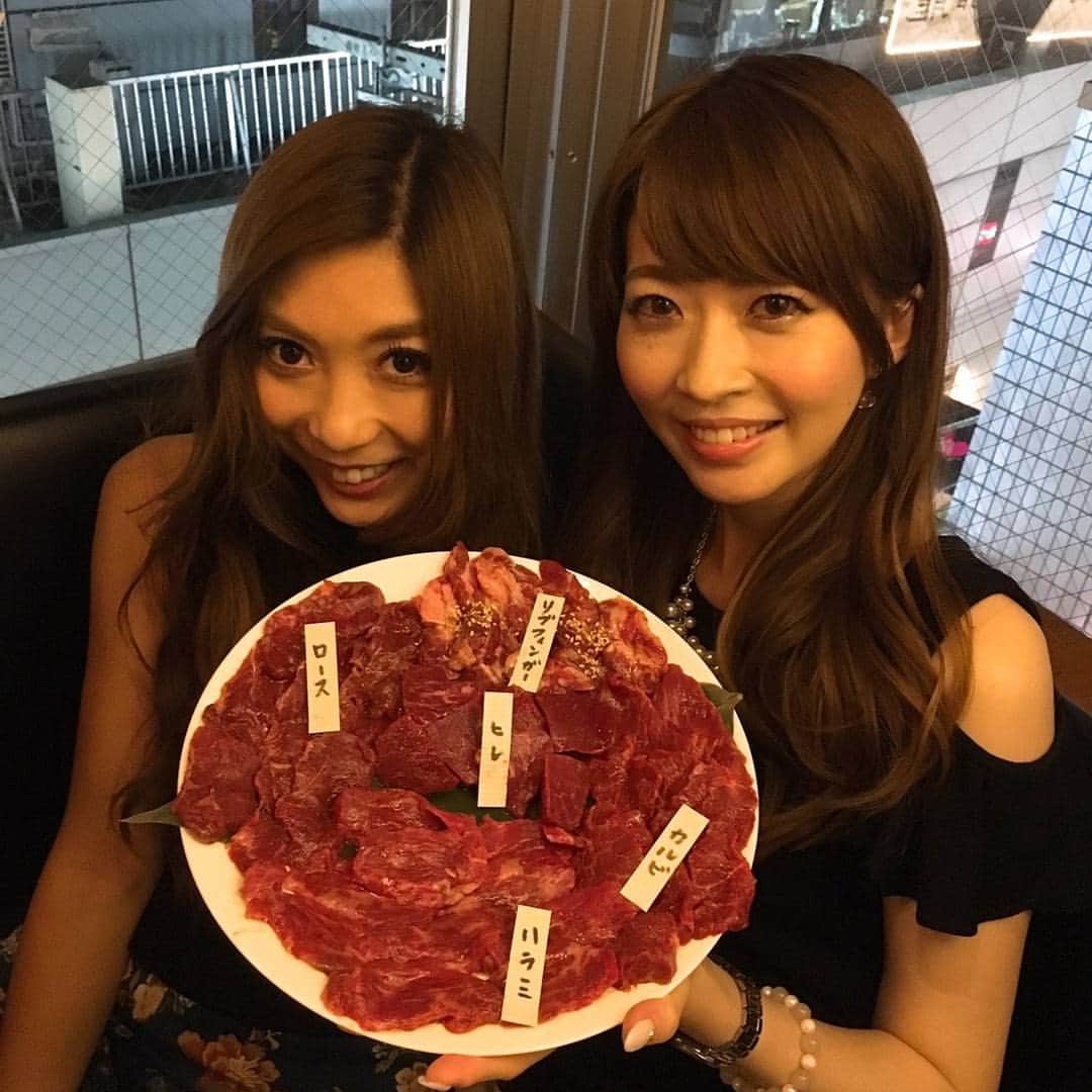 のインスタグラム：「😋🍖🍴#馬肉専門店 #馬肉 #馬肉料理 #馬肉のユッケ #恵比寿 #ebisu #肉食女子 #肉 😋🍖🍴#美味しかった😋 #焼肉 #ヒレ #ハラミ #ロース #カルビ #リブフィンガー」