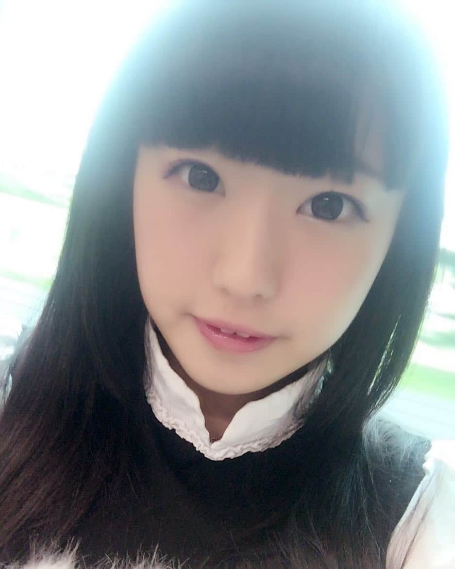 KOTOのインスタグラム：「後光👼🏻✨✨ 普通に撮ったら後光✨✨w リハ行ってきまふ💪🏻 #japanesegirl  #idol  #後光  これ以外タグ付けようが無い🙈ww」