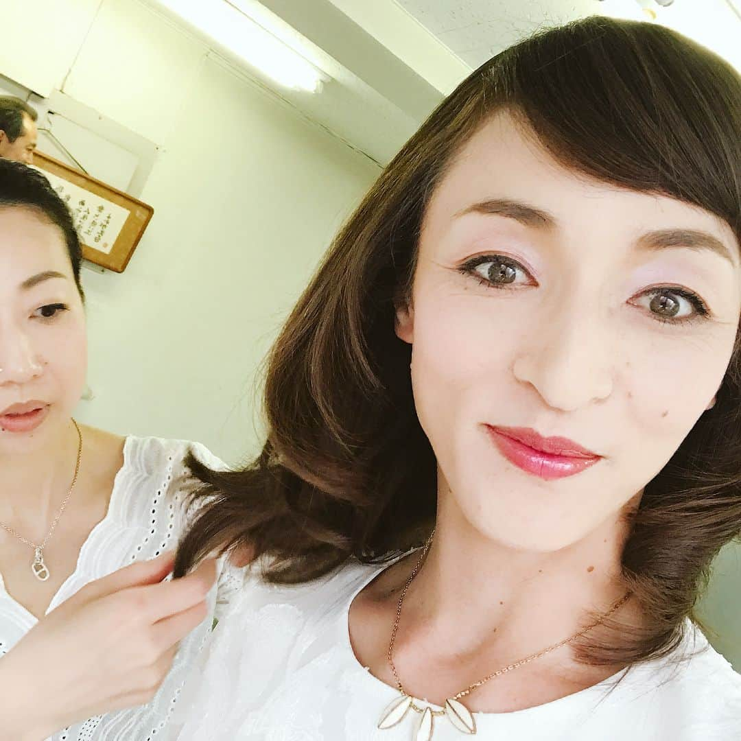 室伏由佳さんのインスタグラム写真 - (室伏由佳Instagram)「💄📷🕊 #撮影  #yukamurofushi #プロデュース #骨盤ベルトインショーツ  #shooting #photo #photography #takephoto #photoshoot」7月4日 15時51分 - yukamurofushi_attainment