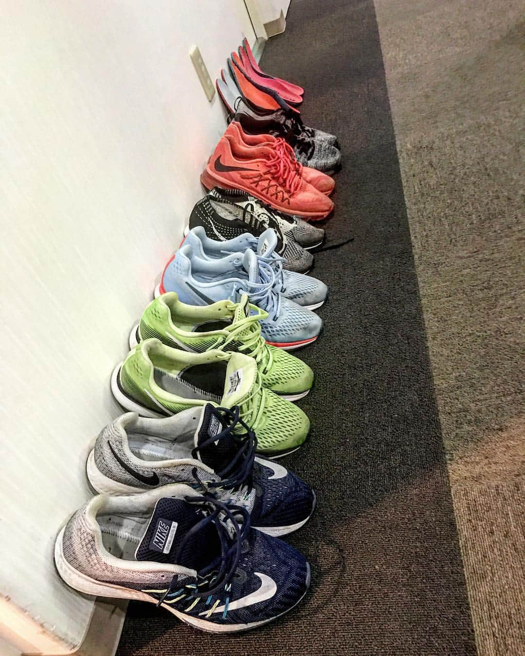 遠藤日向さんのインスタグラム写真 - (遠藤日向Instagram)「靴洗って綺麗になったから気分がいい🙋 また明日から走るの頑張ろ💪 #nike✔️」7月5日 20時25分 - e_01.h48