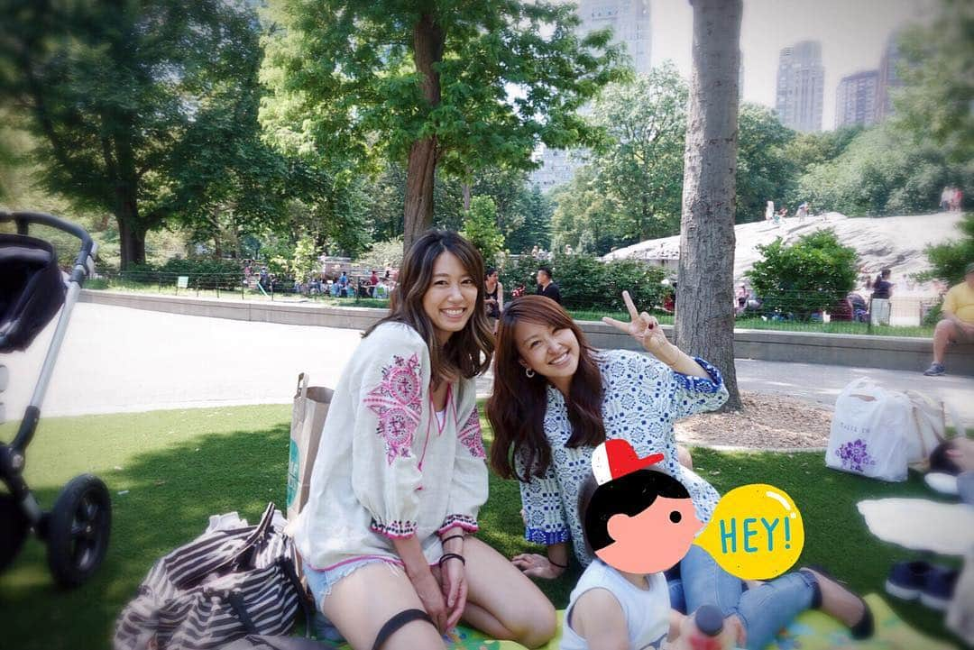 長手絢香さんのインスタグラム写真 - (長手絢香Instagram)「Picnic at Central Park🍃 まいちんの息子くんが可愛いすぎる👶🏻なんか、親戚の叔母になりたいくらいの想いが私の中で芽生えてたまらない♡ My best friend's baby boy is amazingly cute and adorable♡ This little one is PRECIOUS!!! #July4th🇺🇸 #NewYork🗽」7月5日 23時45分 - ayaka_nagate1030