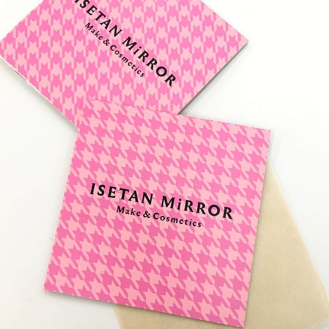 ISETAN MiRRORさんのインスタグラム写真 - (ISETAN MiRRORInstagram)「【ISETAN MiRROR オリジナルあぶら取り紙プレゼントキャンペーン】 . 2017年7月8日（土）からスタート！！ （8月22日（火）まで） . イセタン ミラーで3,240円（税込）以上お買い上げ&イセタン ミラーインスタグラムをフォローしたいただいた、またはフォロー済みの方に『ISETAN MiRROR』のロゴが浮き出るオリジナルあぶら取り紙をプレゼント！ . . #isetanmirror #イセタンミラー #お買い上げプレゼント  #イセタンミラーインスタグラム #インスタフォロー #オリジナルあぶら取り紙 #あぶら取り紙 #cosme #cosmetics #コスメ #コスメティクス #make #makeup #メイク #メイクアップ #イセタンミラー店舗情報はイセタンミラーhpをご覧ください  #isetanmirroronlinestoreでのご購入分は対象外となります」7月6日 16時15分 - isetanmirror