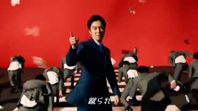 加藤友哉のインスタグラム：「Appearing on tv commercial for Toyota 公開中のTOYOTA『ESQUIRE』CMにて長谷川博己さんのバックダンサーを務めさせていただいてます🕺🕺 #TOYOTA #car #cm #dance #dancer #model #actor #music #musical #lalaland #mens #suits #menshair #japan #mensfashion #tokyo #長谷川博己」