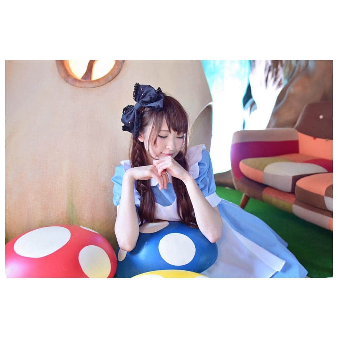 三上みかんのインスタグラム：「Alice.. #japanesegirl #japaneseidol #alice #aliceinwonderland #followme #photo #model #lolita #merrymerli」