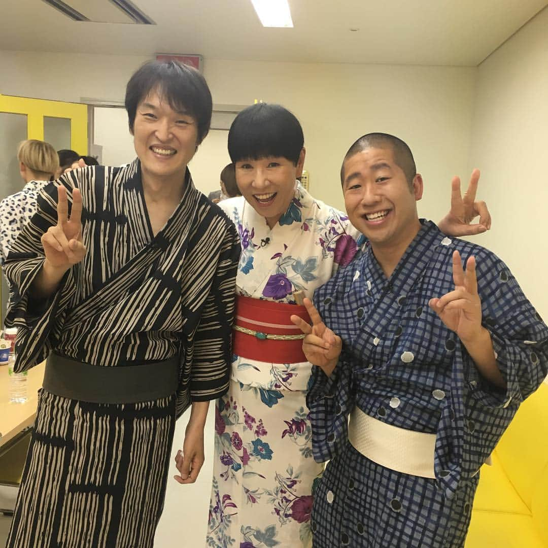 和田アキ子さんのインスタグラム写真 - (和田アキ子Instagram)「昨日は、初耳学収録。浴衣なんてきたの何十年ぶりだろう（笑）7/30放送。#和田アキ子 #千原ジュニア #ハライチ澤部 #初耳学  #ako50th #akikowada」7月7日 11時14分 - ako50th