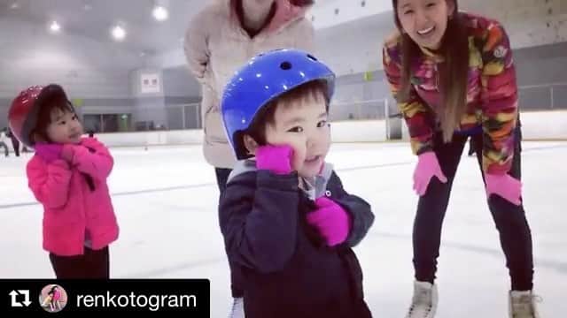 林渚のインスタグラム：「娘たちが新技を発明しました⛸ 技の名前は、「ねんねこスピン」です🤣笑 # Repost @renkotogram (get_repost) ・・・ 新技を発明しました⛸ 技の名前は、 「ねんねこスピン」です🤣笑  #フィギュアスケート #スピン #スポーツ #アスリート #練習 #軸 #回転 #新技 #new #spin #figureskating #lesson #figureskater #iceskating #スケート教室 #レッスン #個人レッスン #アイススケート #スケート」
