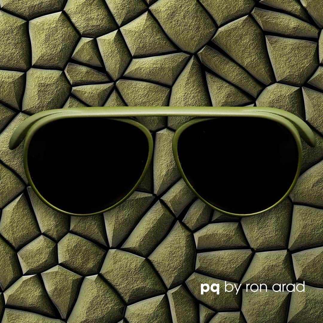 のインスタグラム：「Design is our milestone.⠀ #D311 #Dframe #pqbyRonArad #BeAntiordinary #Sunglasses #eyewear #3Dprinting #3Dprinted #3dprinter #3dprint #color #style #eyewearfashion #design #green #glasses #pqeyewear」