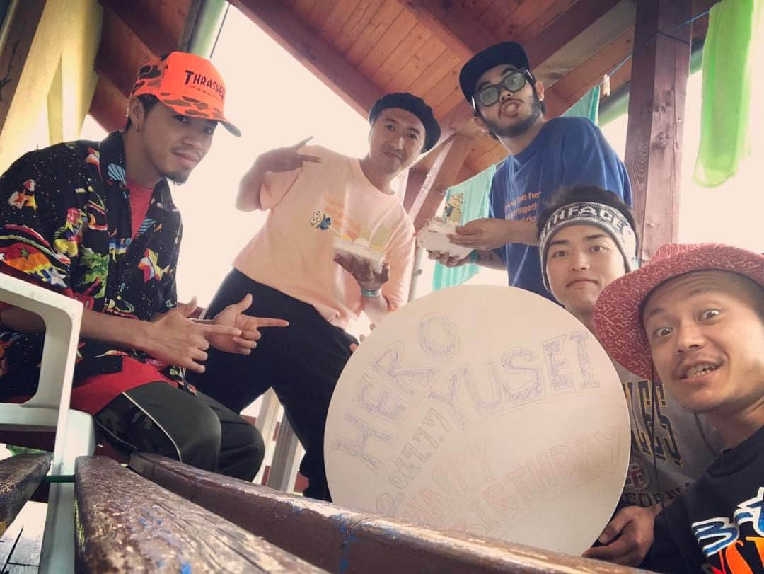 KENZO さんのインスタグラム写真 - (KENZO Instagram)「Happy Birthday my bro🎉in 🇨🇿 @hiroakahero  @yuseidblast  We are Japan crew see you battle🔥  #kingofswag #至芸#hero#yusei#kelo#mrbaabee #kenzo #DAPUMP #dance」7月8日 18時58分 - dapump.kenzo