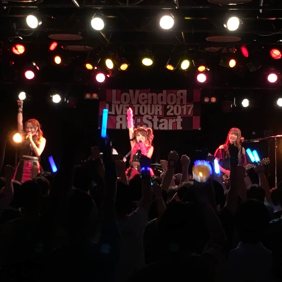 LoVendoЯさんのインスタグラム写真 - (LoVendoЯInstagram)「大阪公演終了しました！ 2日間お越し頂いた皆さんありがとうございました。 次は名古屋でのライブです！ #lovendor #大阪muse  #ありがとうございました🙏  #次は名古屋で  #お待ちしております  #名古屋reny」7月9日 22時41分 - lovendor_staff