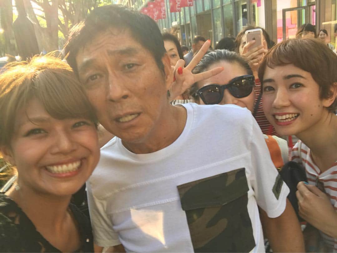 クロさんのインスタグラム写真 クロinstagram やばい 表参道歩いていたら さんまさんに遭遇したっっっ ﾟdﾟ オーラ半端なくて一瞬で分かったよ スタイル抜群でカッコ良かったーーーー しかも 噂の通りの神対応で気さくにインカメで写真まで