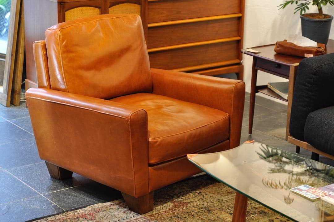 ACME Furnitureのインスタグラム