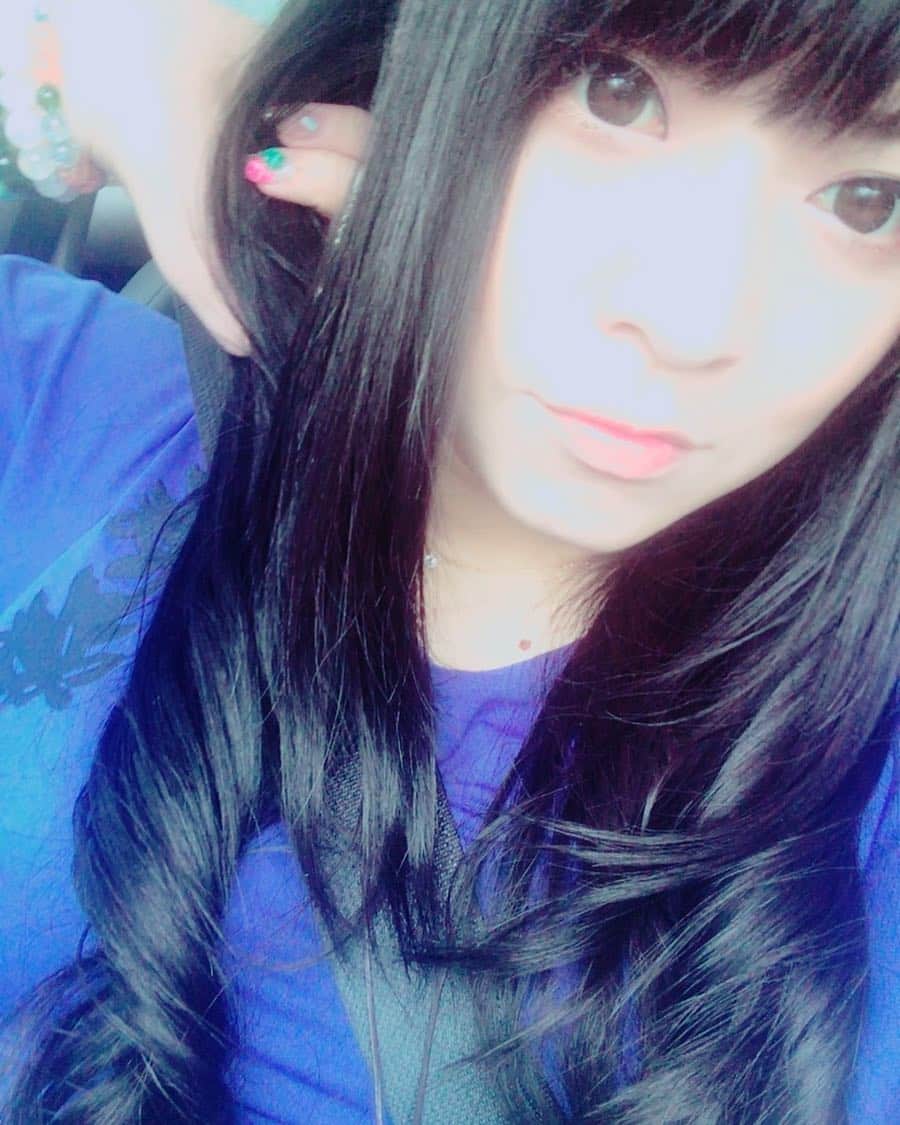 のインスタグラム：「今日は、雨なのに巻き巻きにした。 リハいてきまー」