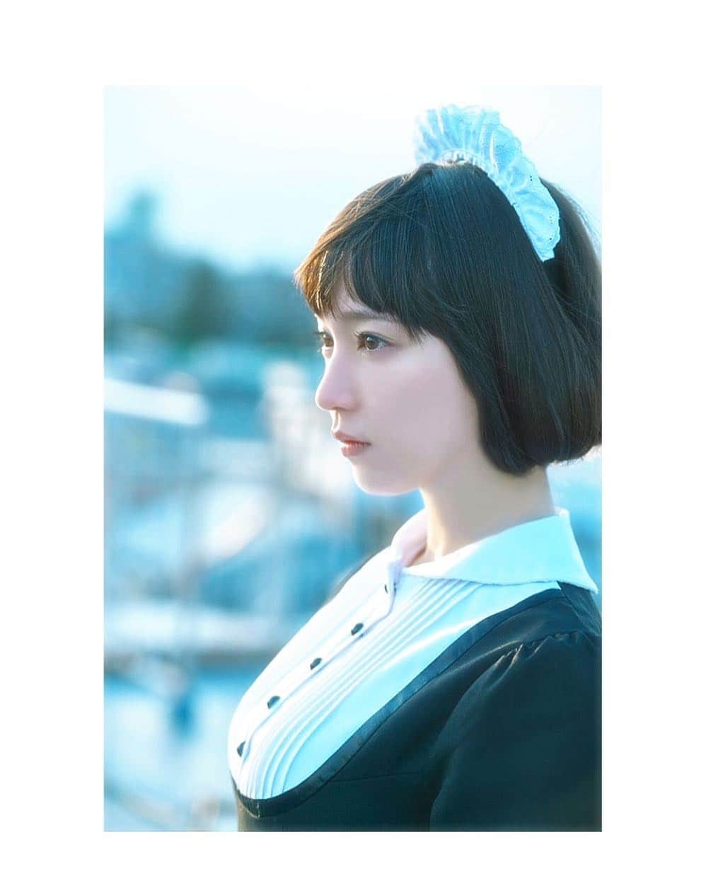 吉岡里帆さんのインスタグラム写真 - (吉岡里帆Instagram)「”吉岡里帆と愛する映画たち” 9／15（金）に「blt graph.」に掲載中の、 映画オマージュ連載「if」の未公開カットをまとめた ファーストフォトブックが発売されます！ 幻の島、竹富島での撮り下ろしカットや幼い頃の写真、ロングインタビューも掲載されています。  また、9／17（日）に行なう 発売記念握手会のチケットが完売になっているそうなので今追加を調整してもらっています。 少しお待ちいただけると嬉しいです。  #ファーストフォトブック #吉岡里帆と愛する映画たち #映画オマージュ  #bltgraph  #空気人形」7月26日 13時11分 - riho_yoshioka
