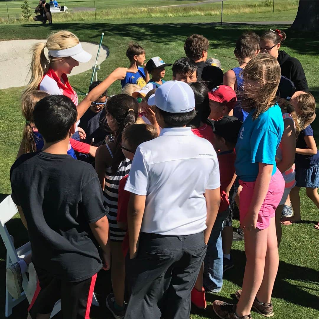 ペイジ・スピラナックさんのインスタグラム写真 - (ペイジ・スピラナックInstagram)「Had an amazing time speaking to these children about cyberbullying, positivity, and introducing them to golf. Thank you to the Boys and Girls Club! Love being able to share my experiences and continue to do what I'm most passionate about, helping others!」7月12日 11時14分 - _paige.renee