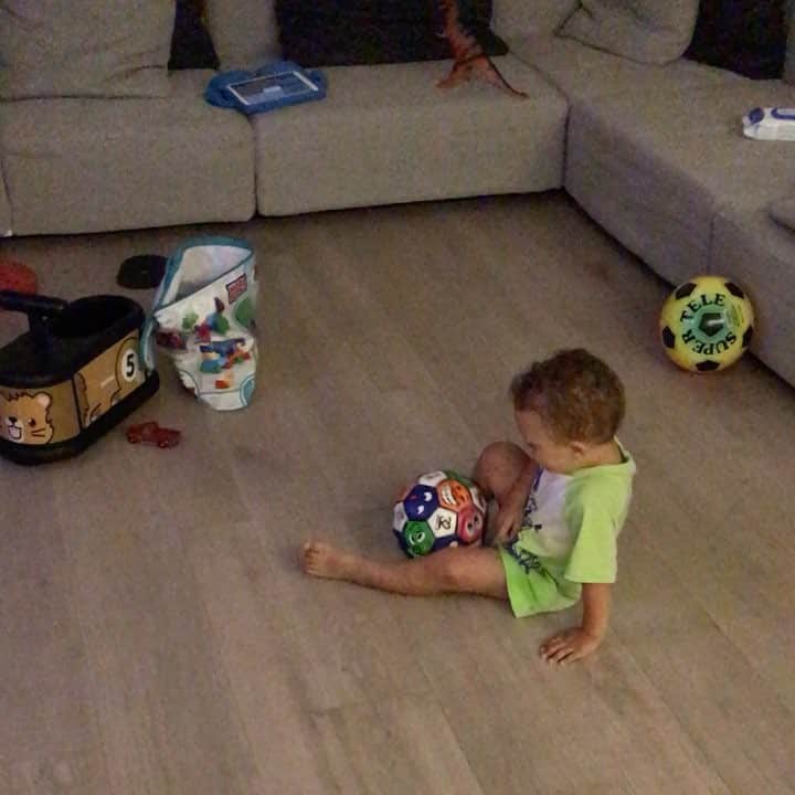 のインスタグラム：「Tutto la mamma @martinarubini 😂🙈😂🙈」