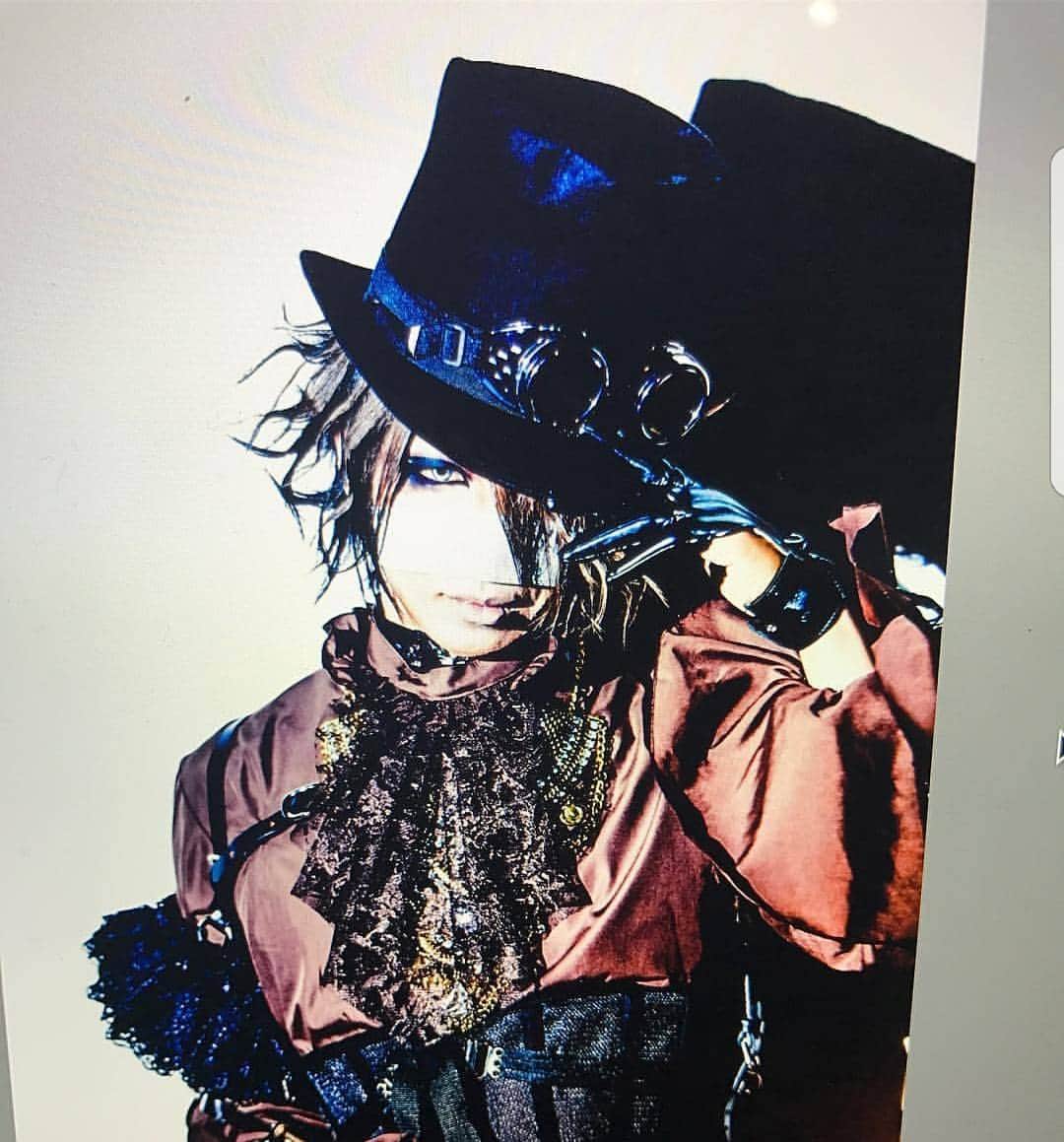 the GazettEのインスタグラム：「Reita ~ #akirasuzuki #2017 #gazetto #thegazette #jrock #japan #vkei #music #new #newphoto #newstyle #pscompany #band #ruki #kai #aoi #uruha」