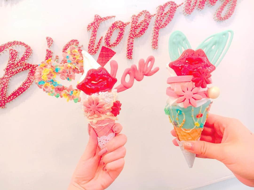 エリーのインスタグラム：「💋🌈💘 #bistopping  #cute #icecream」