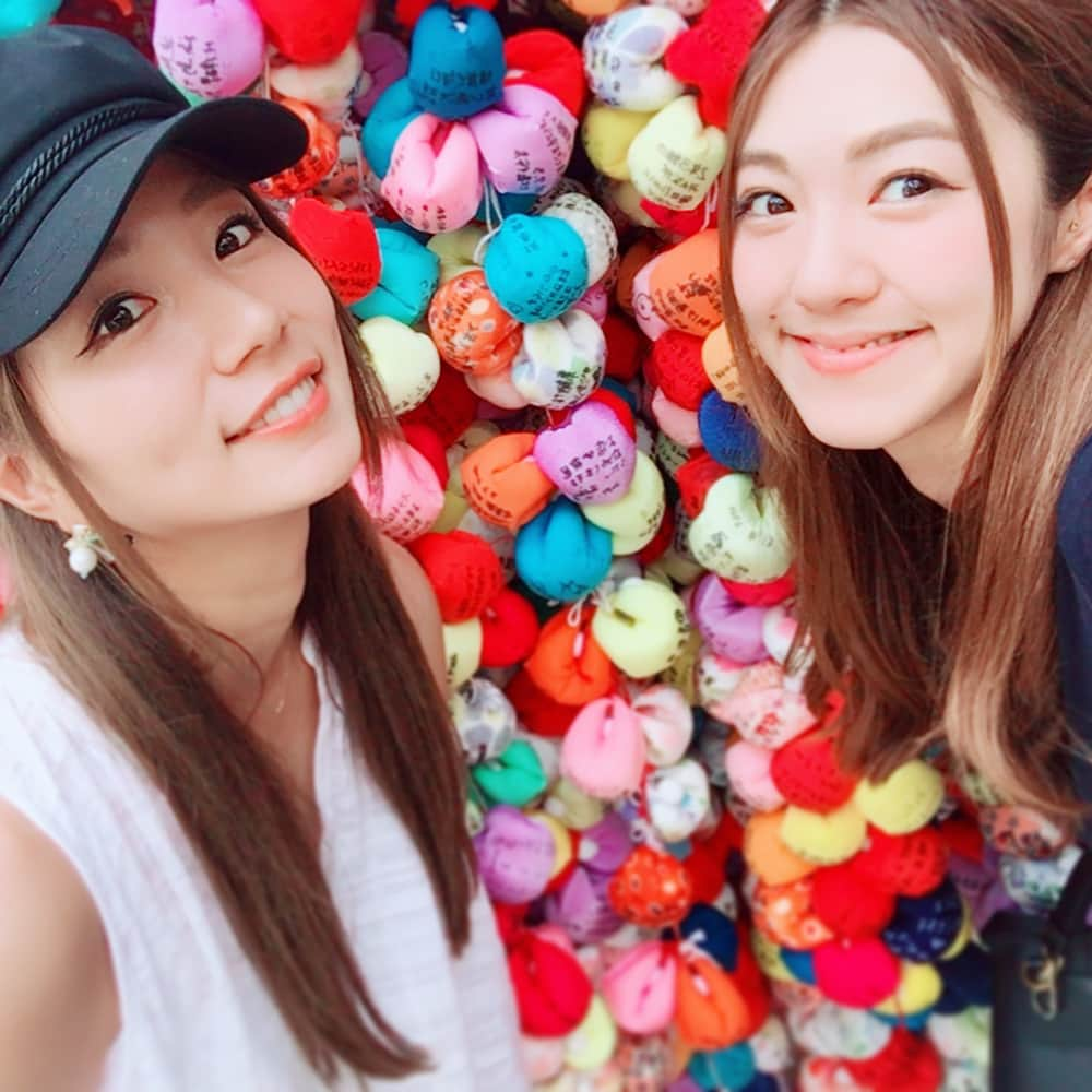 青木愛さんのインスタグラム写真 - (青木愛Instagram)「こないだのオフ💙 祇園まで遊びに行ってきたよ🚗💕 最近インスタでよく見かける八坂庚申堂に行ったり、手まり寿司食べたり🤹🏻‍♂️🍣 暑くてひーひー言いながらも、かなり楽しんだ1日でした🌞🌈❤ #京都 #八坂庚申堂 #お願い事書きたかったのにくくり猿売り切れてた🙈💦 #手まり寿司 #🍣」7月14日 17時27分 - aiaoki_official