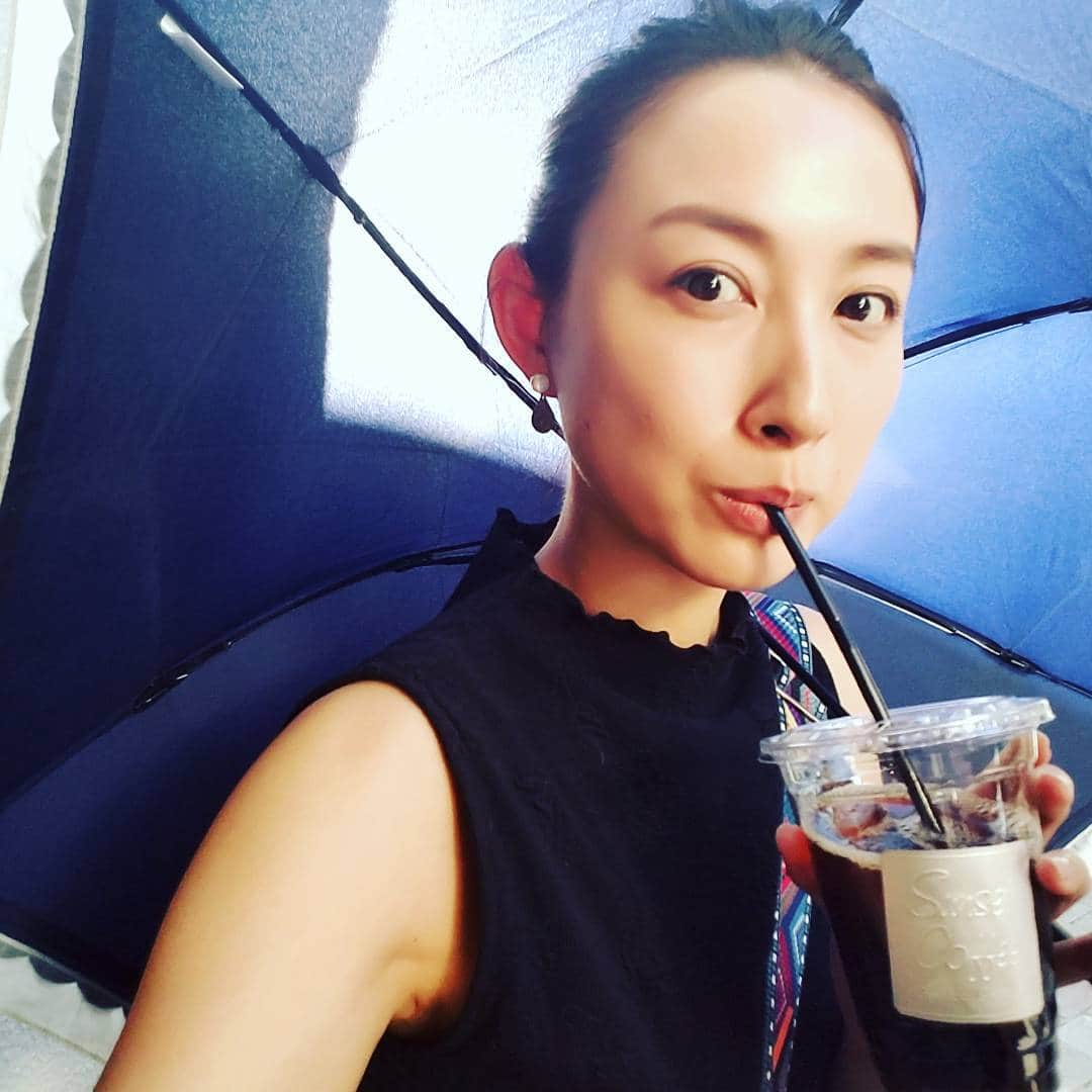 池田香織のインスタグラム：「暑いすなー。  #夏 #土曜日」