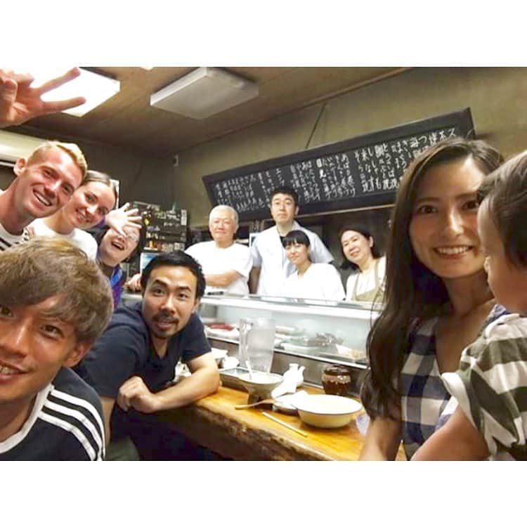 堀米勇輝のインスタグラム：「アキトさんと チームメイトのオリーと 豊鮨に😊🍣！！」