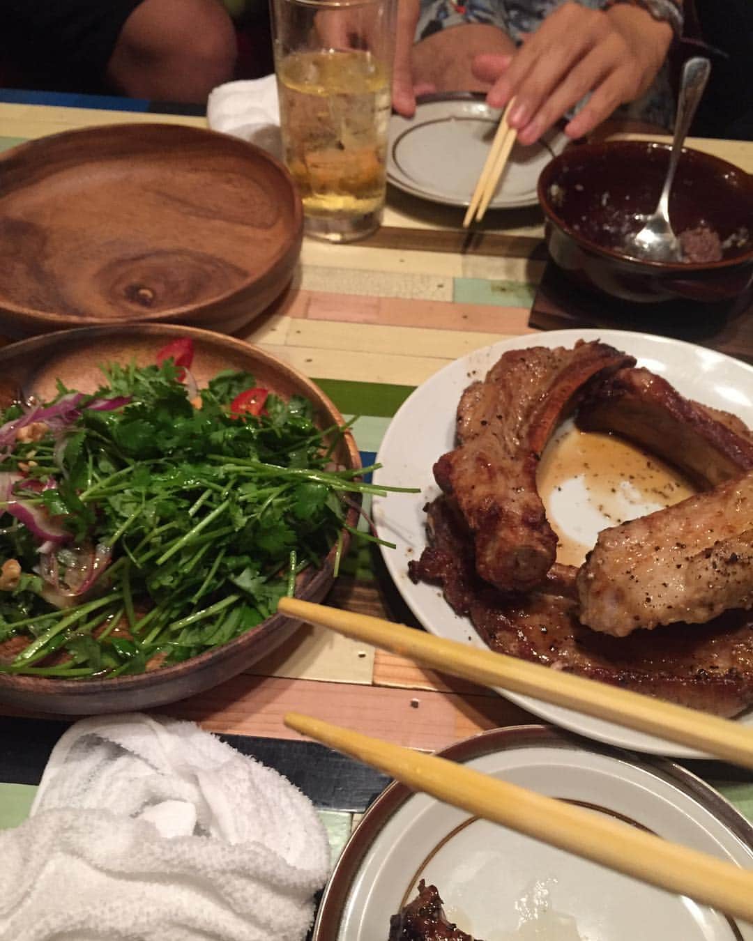 亜生さんのインスタグラム写真 - (亜生Instagram)「ヘイブラありがとうございました！ 吉田たちさんにパクチーと肉で誕生日祝っていただいてます。幸せ！ #甘いもの嫌い #洋菓子は嫌い #吉田たち #ミキ #ヘイブラ」7月16日 0時16分 - aseihurricane