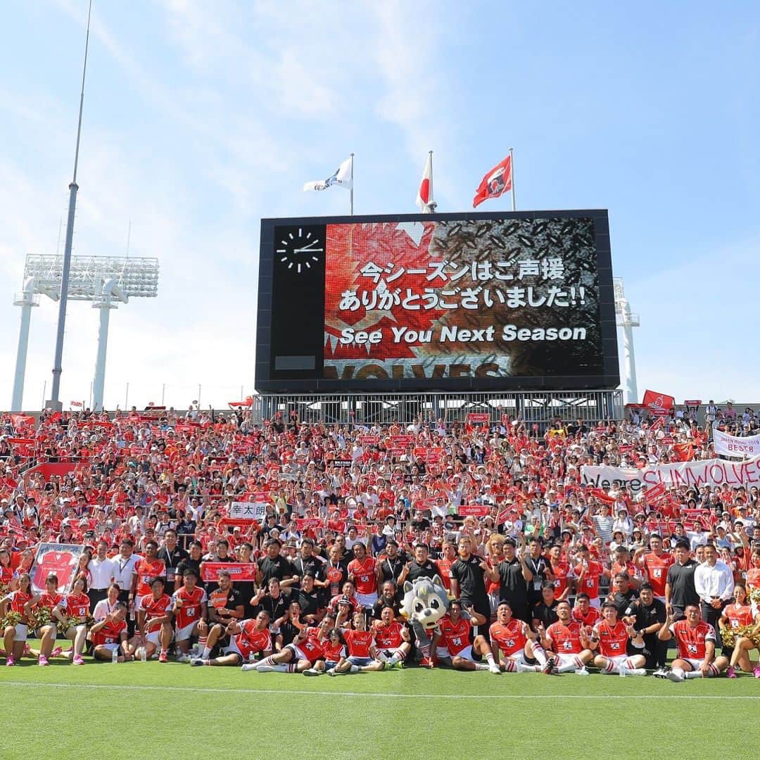 アタアタ・モエアキオラのインスタグラム：「unreal experience @sunwolves 1試合も出てないけど最高の経験はできた。この経験を絶対無駄にしないこと。はやく怪我を治して頑張ります。たくさんの応援ありがとうございました。」