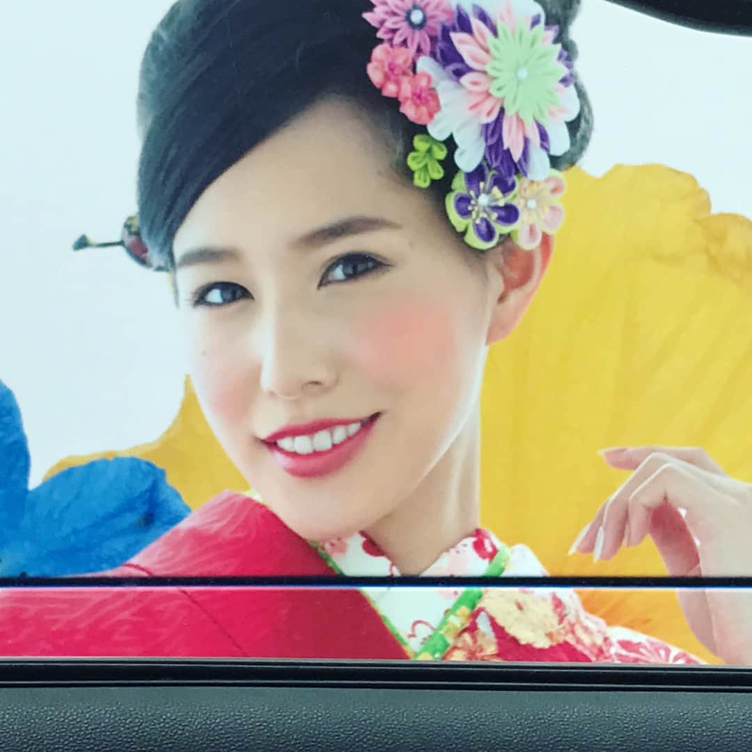 知念ありかさんのインスタグラム写真 - (知念ありかInstagram)「バスが走っているそうな。 #キモノハーツ #kimono #着物 #知らなんだ #探してみてくださいまし」7月18日 14時51分 - arika_chinen