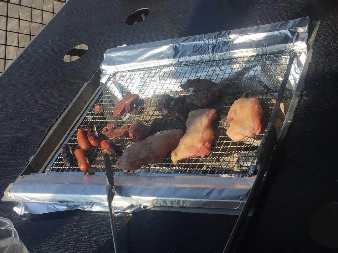 戦國旅籠 / Sengoku hatagoのインスタグラム：「先週グループ会社でBBQでした♩ 「板橋区平和公園」にもバーベキューレンタルなどのサービスがあるので手ぶらで行ってOKな場所があります🙆（要予約） 中板橋駅から2駅先の上板橋駅が最寄りです！泊まった際、是非寄ってみてはいかがでしょうか^_^  #中板橋 #旅館  #bbq🍖」