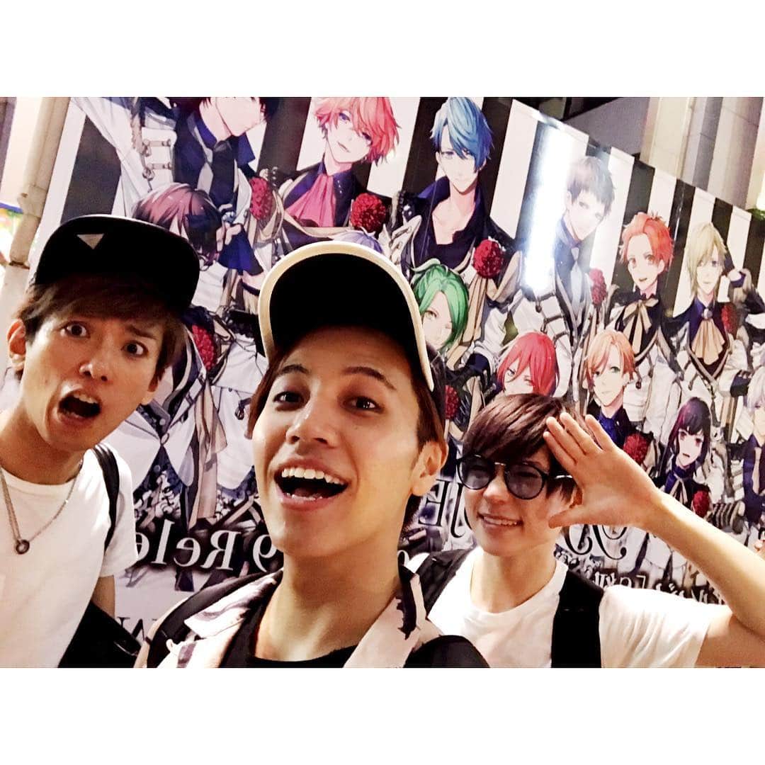 REO のインスタグラム：「B-PROJECT on STAGE『OVER the WAVE!』公演直前記念スペシャルイベント楽しかったー！ありがとうございました😊帰り道に素敵なトラック発見🚚✨」